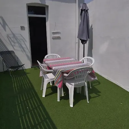 Les Hirondelles Дом отдыха *