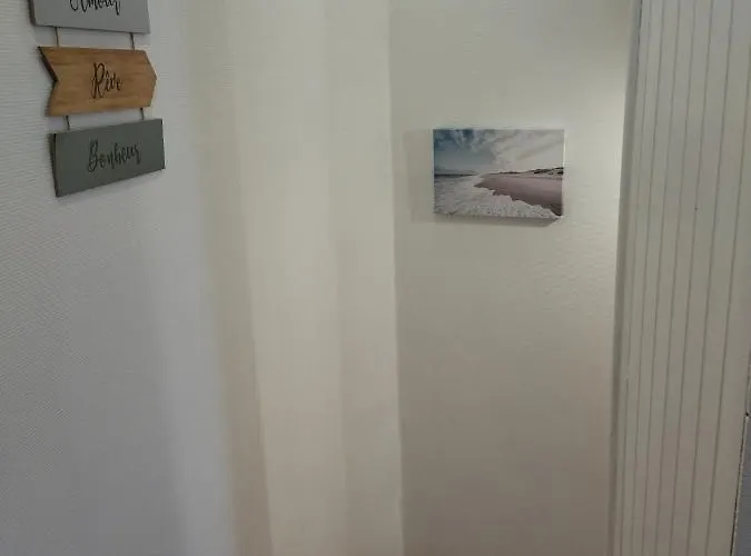 Les Hirondelles Semesterbostad *
